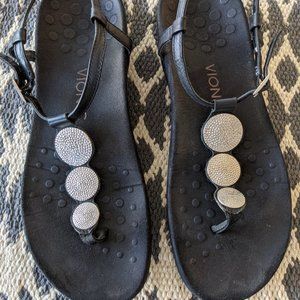 Vionic Lizbeth Strapback Sandal, Black, Size 10